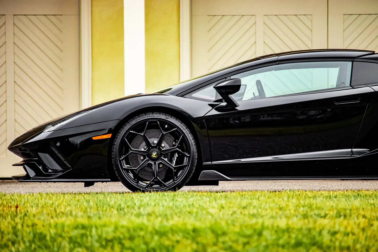 2022 Lamborghini Aventador LP 780-4 Ultimae Roadster