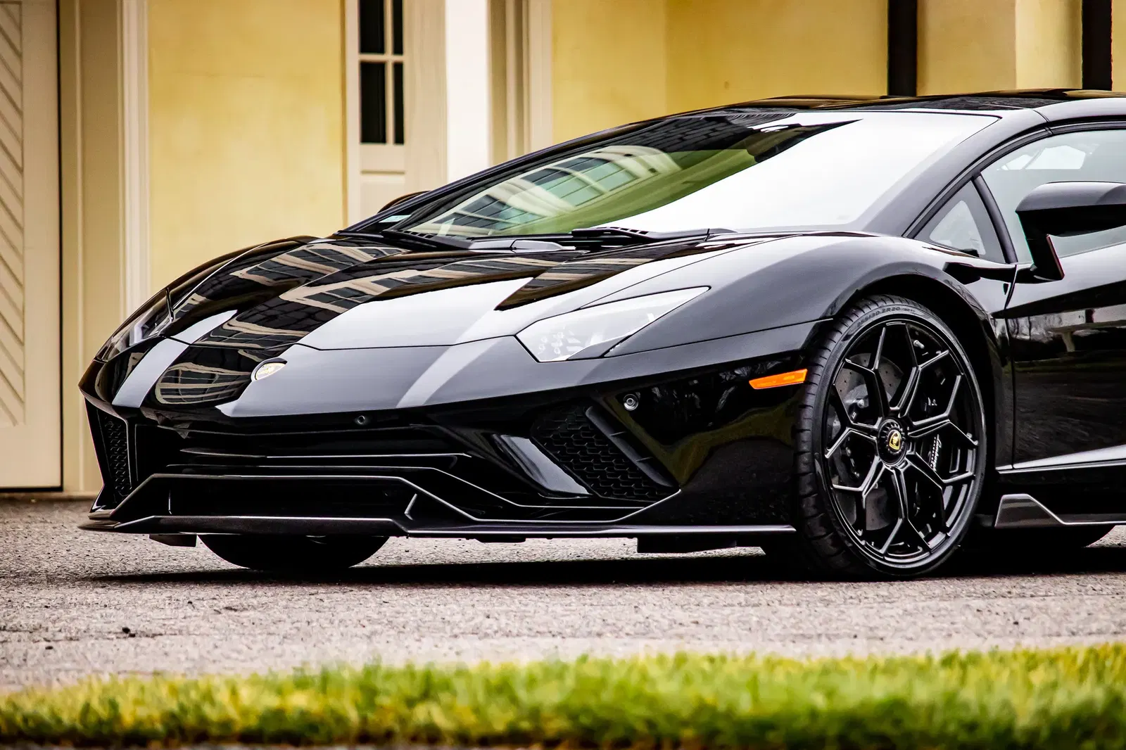 2022 Lamborghini Aventador LP 780-4 Ultimae Roadster