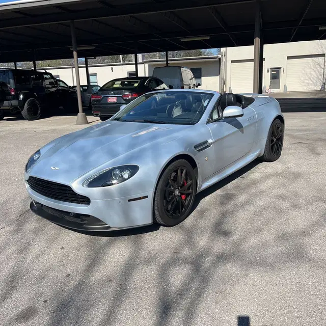 2014 Aston Martin Vantage V8
