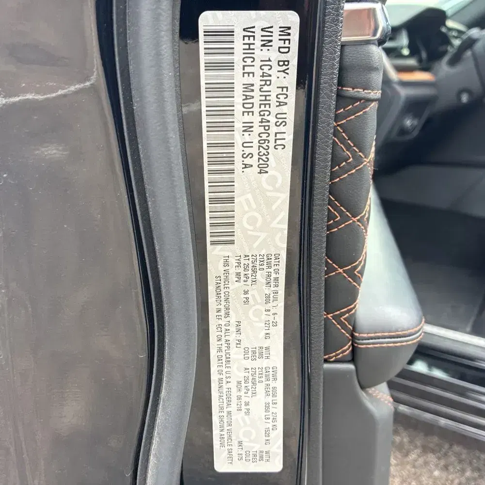 2023 Jeep Grand Cherokee Summit Reserve