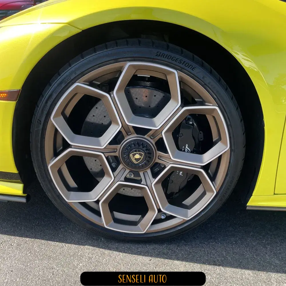 2023 Lamborghini Huracan Tecnica