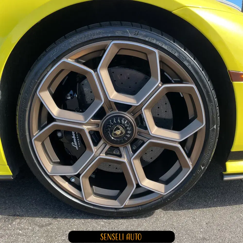 2023 Lamborghini Huracan Tecnica