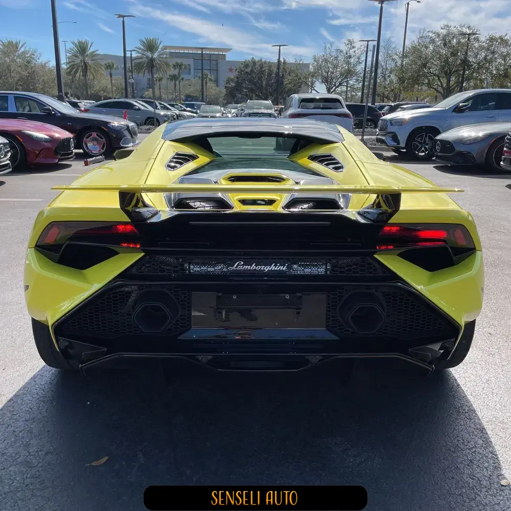 2023 Lamborghini Huracan Tecnica