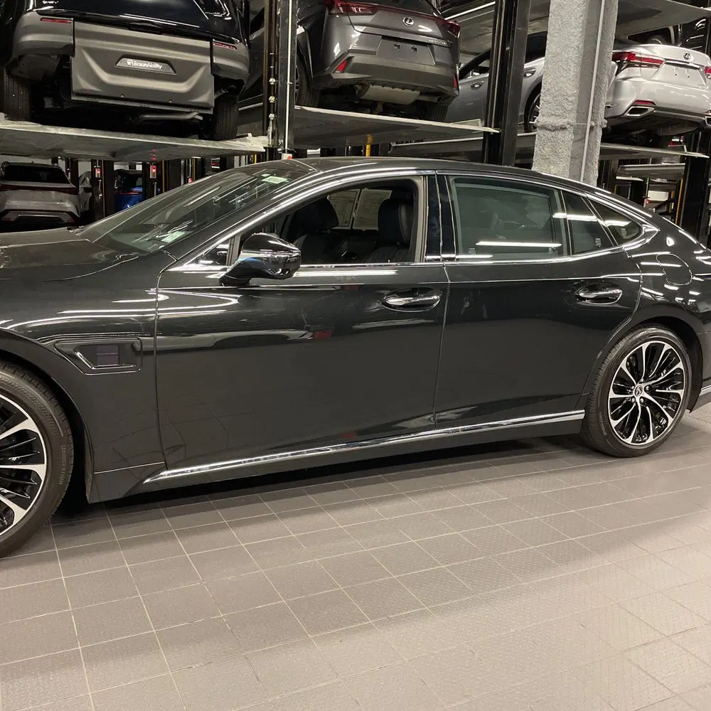 2023 Lexus LS 500h Base