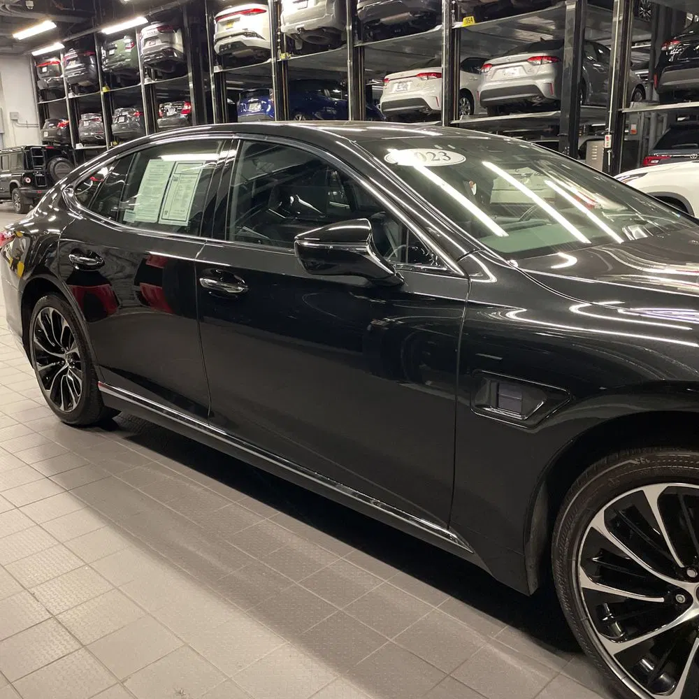 2023 Lexus LS 500h Base