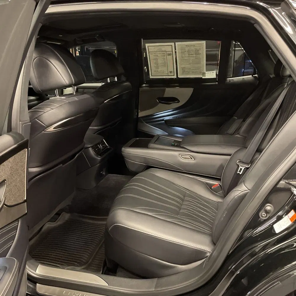 2023 Lexus LS 500h Base