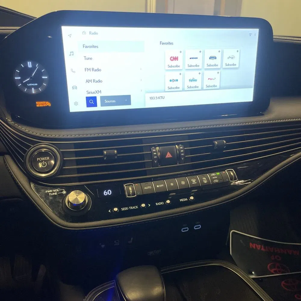 2023 Lexus LS 500h Base