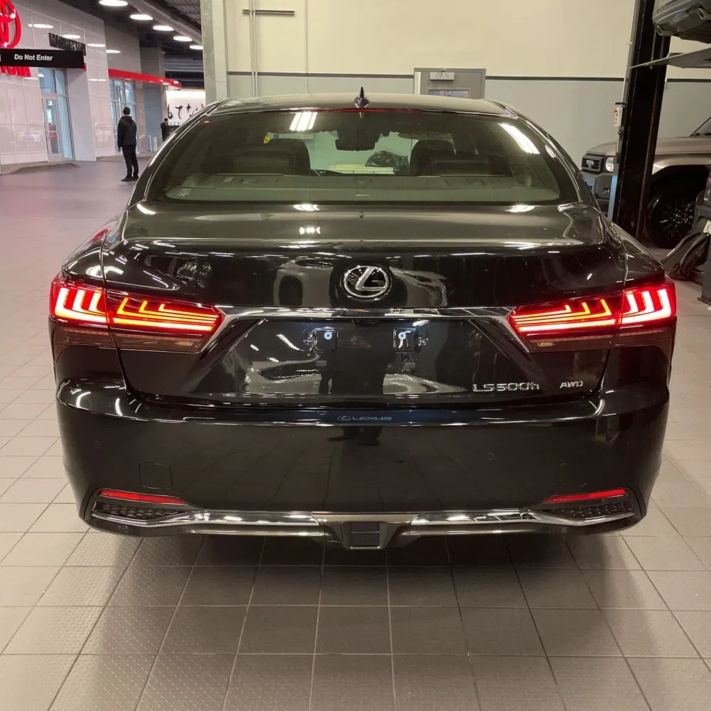 2023 Lexus LS 500h Base