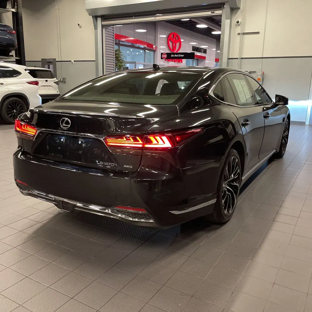 2023 Lexus LS 500h Base