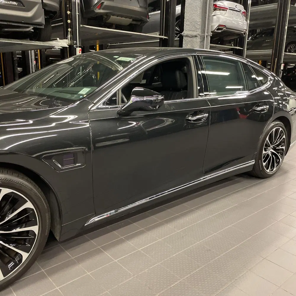 2023 Lexus LS 500h Base