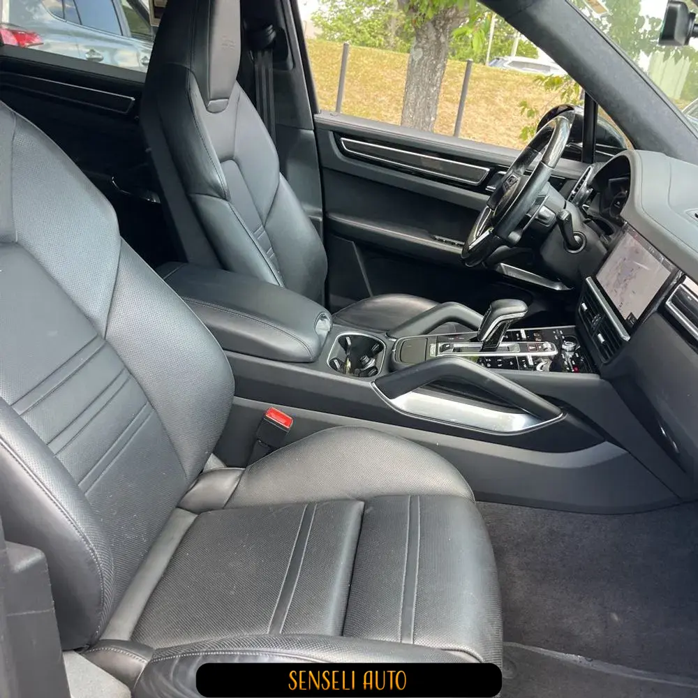 2020 Porsche Cayenne Turbo