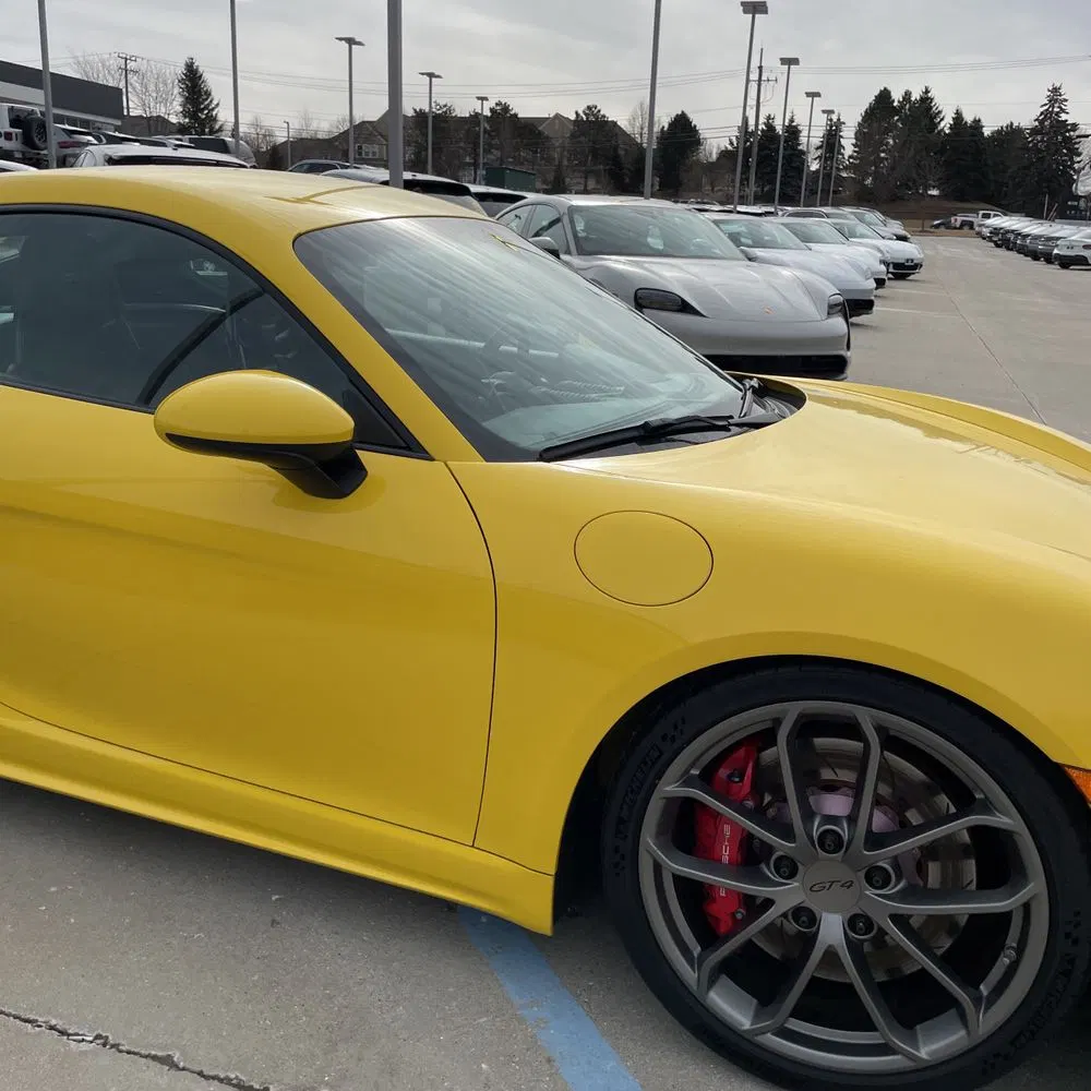 2021 Porsche 718 Cayman GT4