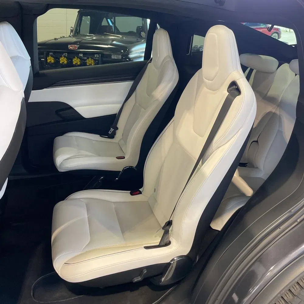 2022 Tesla Model X Plaid