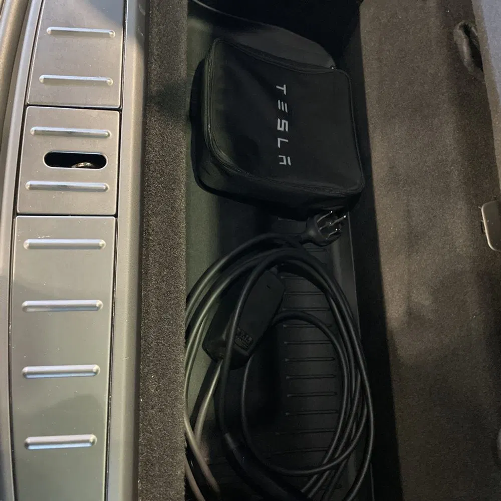 2022 Tesla Model X Plaid
