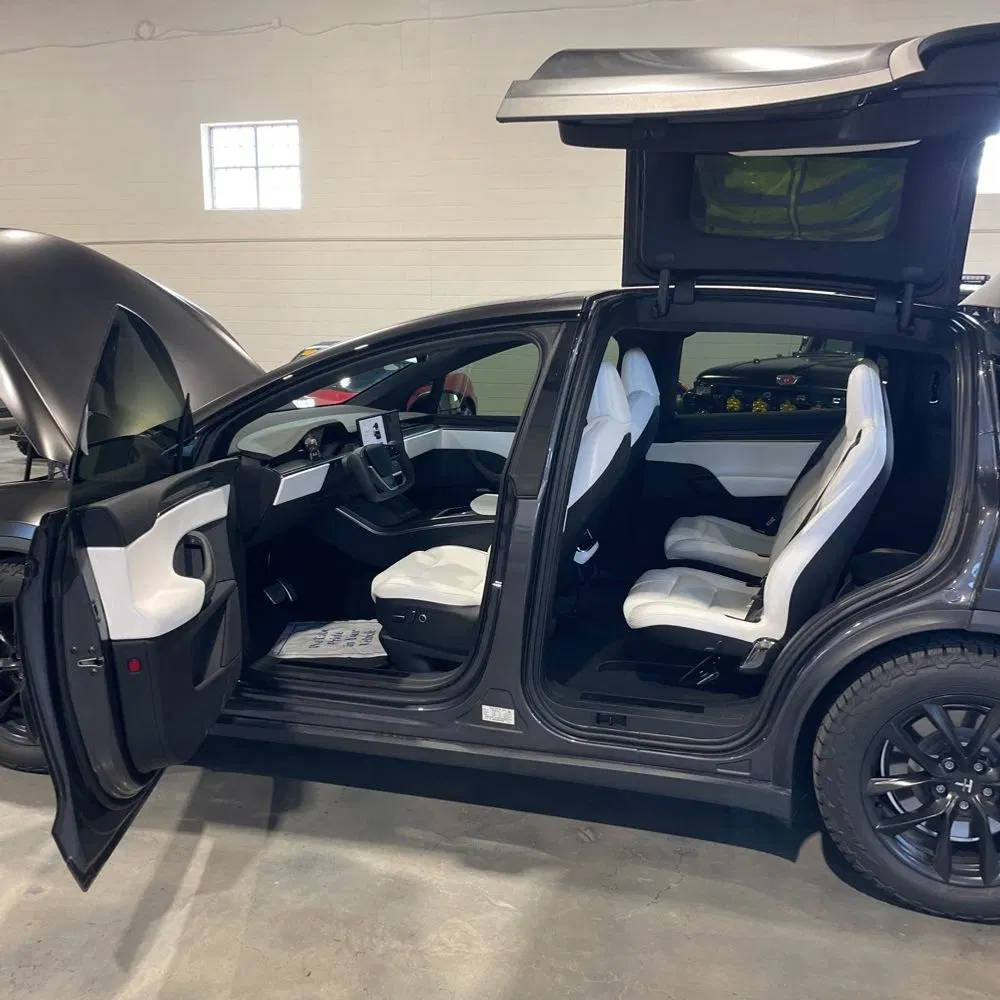 2022 Tesla Model X Plaid