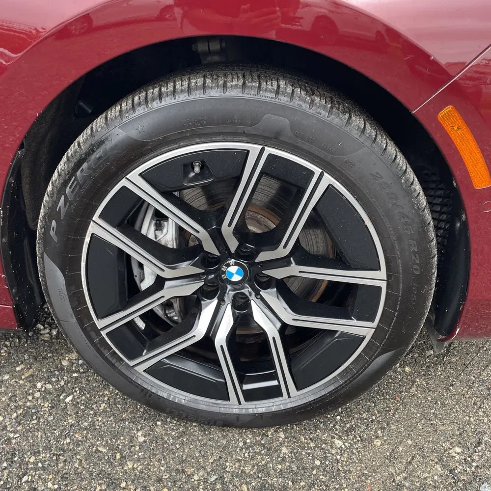 2023 BMW 7-Series 760xi