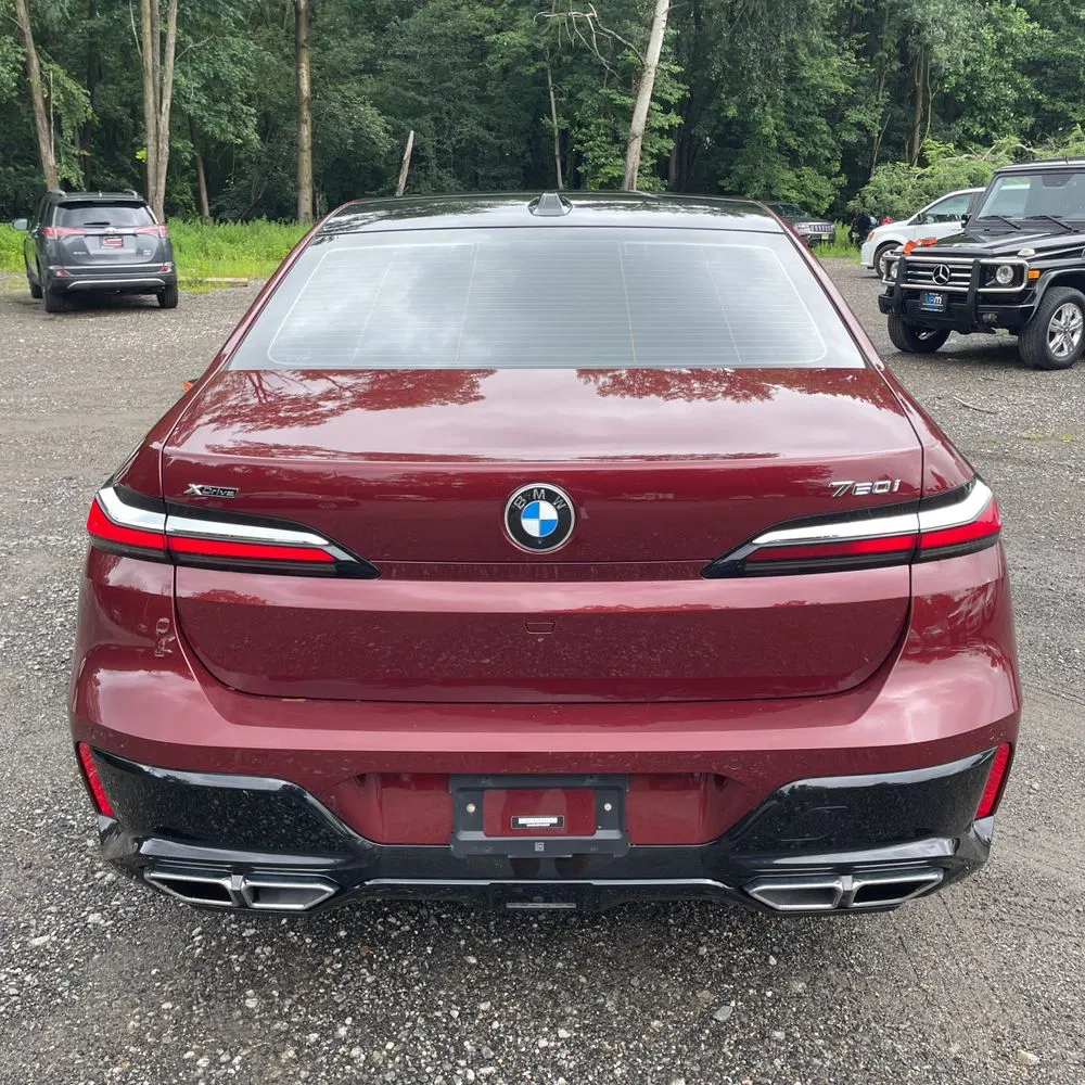 2023 BMW 7-Series 760xi