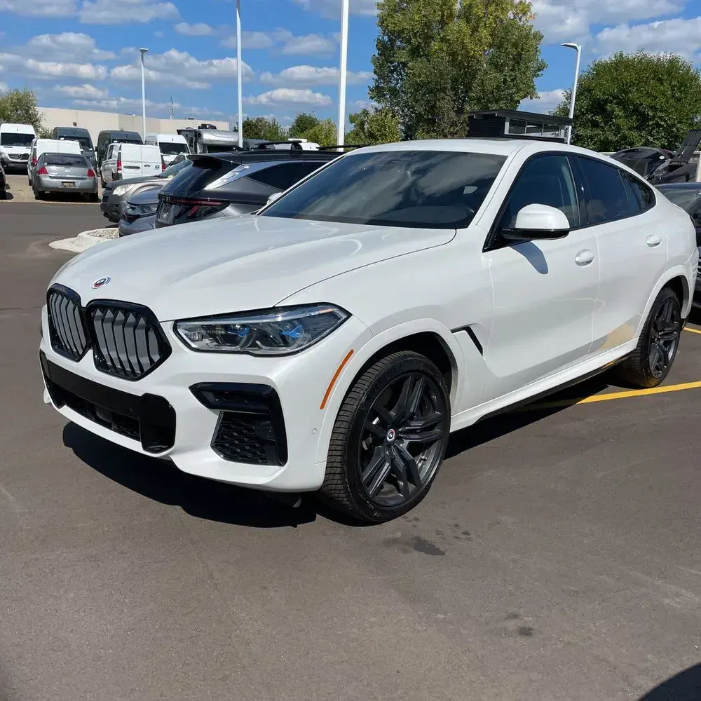 2023 BMW X6 M50i