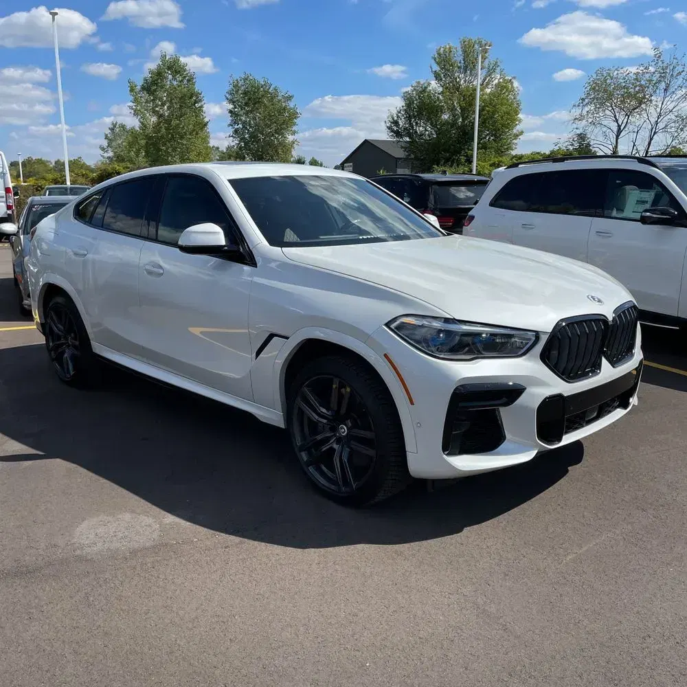 2023 BMW X6 M50i