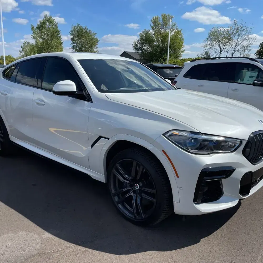 2023 BMW X6 M50i