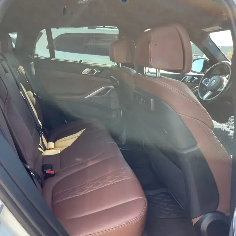 2023 BMW X6 M50i