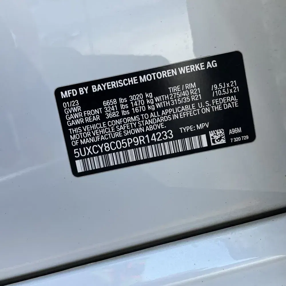 2023 BMW X6 M50i