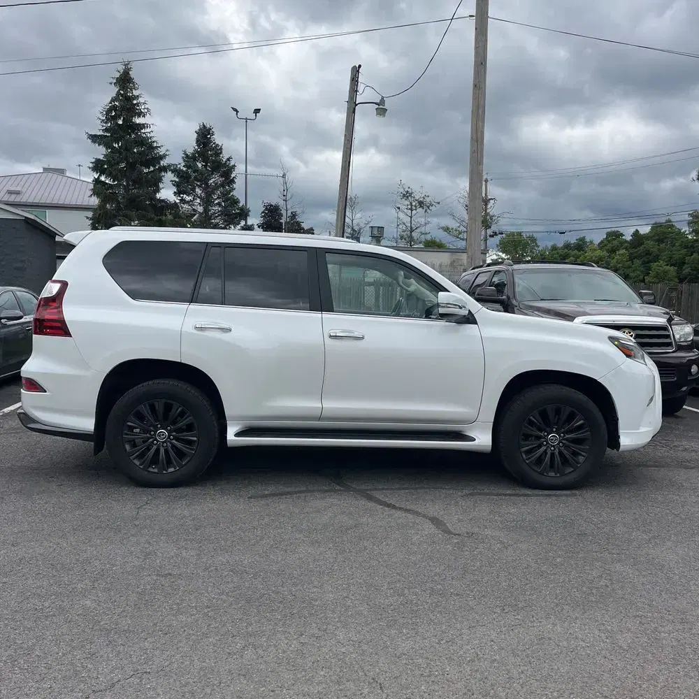 2022 Lexus GX 460 Base
