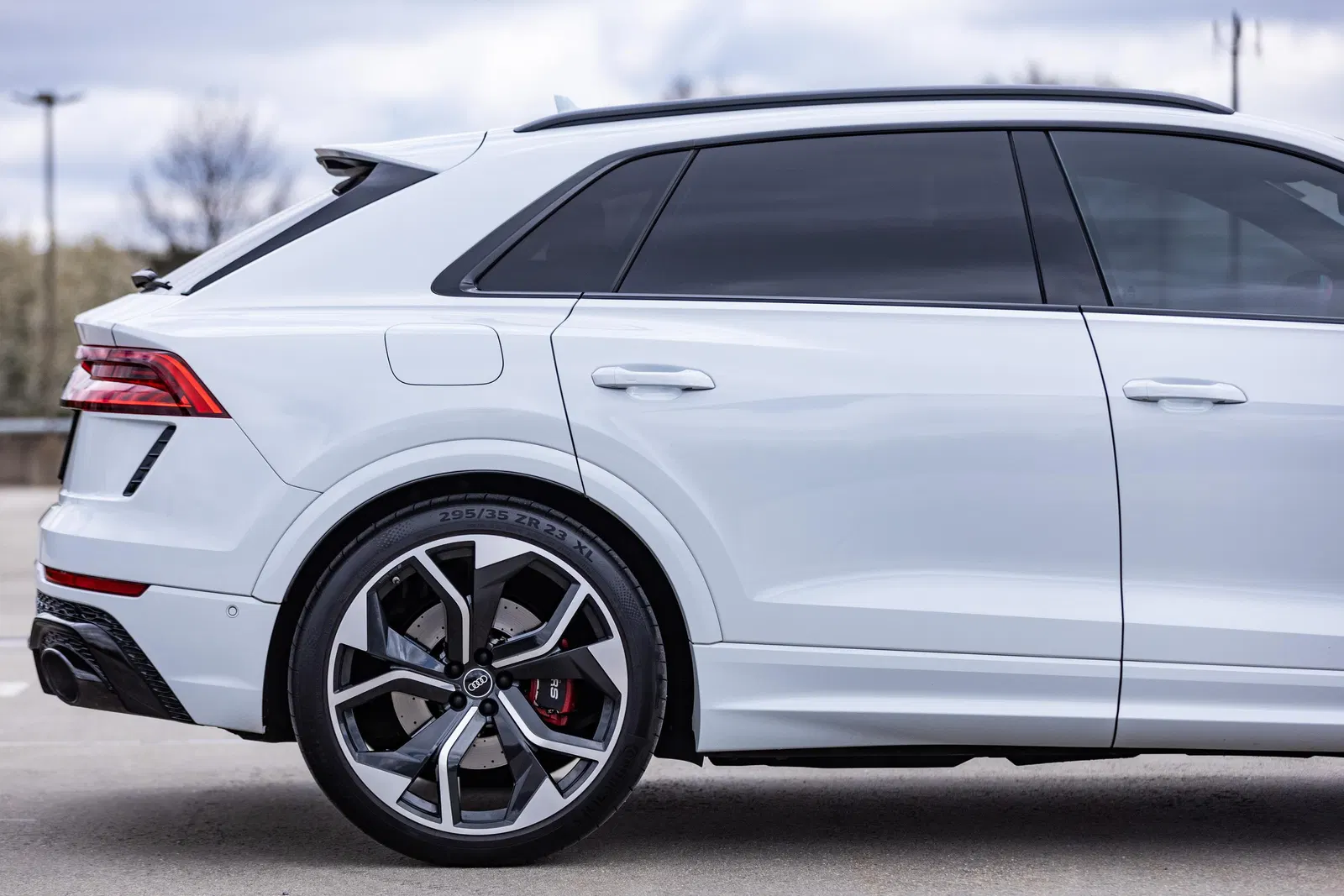 2021 Audi RS Q8 - 591-hp Twin-Turbo V8, Quattro AWD, Highly Equipped, Mostly Unmodified