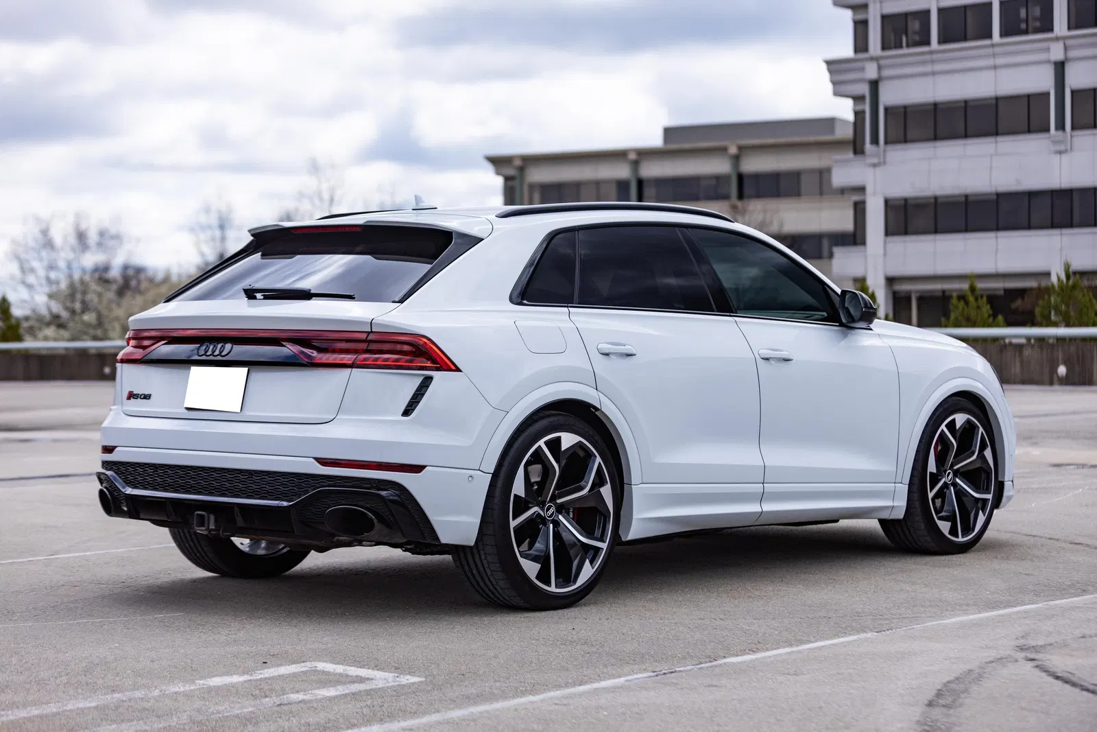 2021 Audi RS Q8 - 591-hp Twin-Turbo V8, Quattro AWD, Highly Equipped, Mostly Unmodified