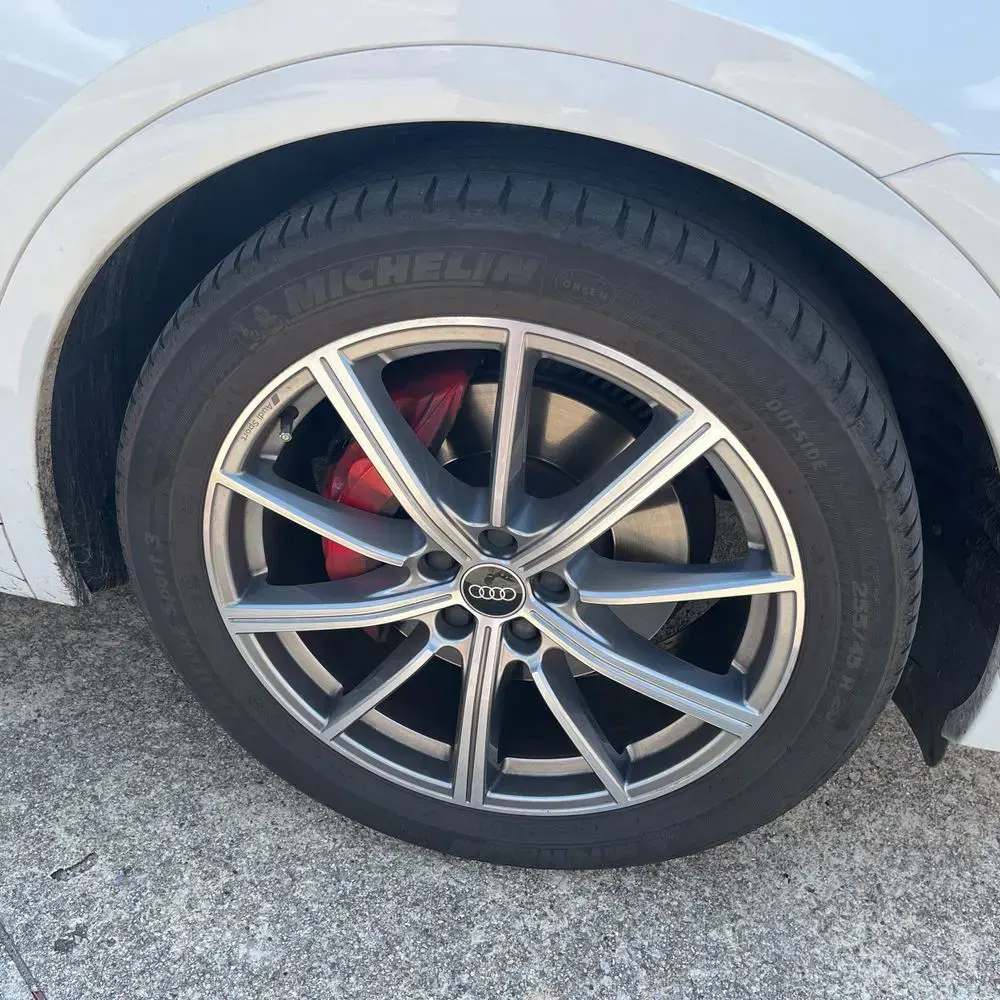2024 Audi SQ5 Prestige