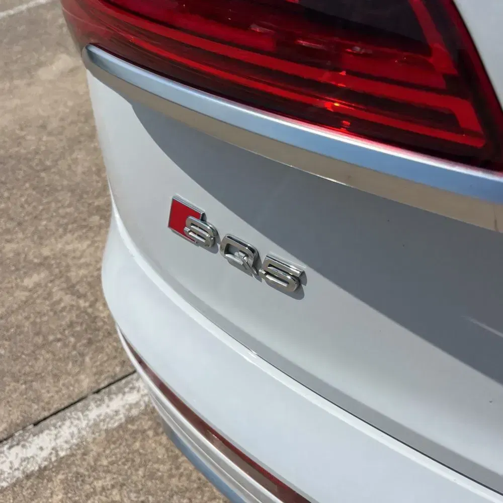 2024 Audi SQ5 Prestige