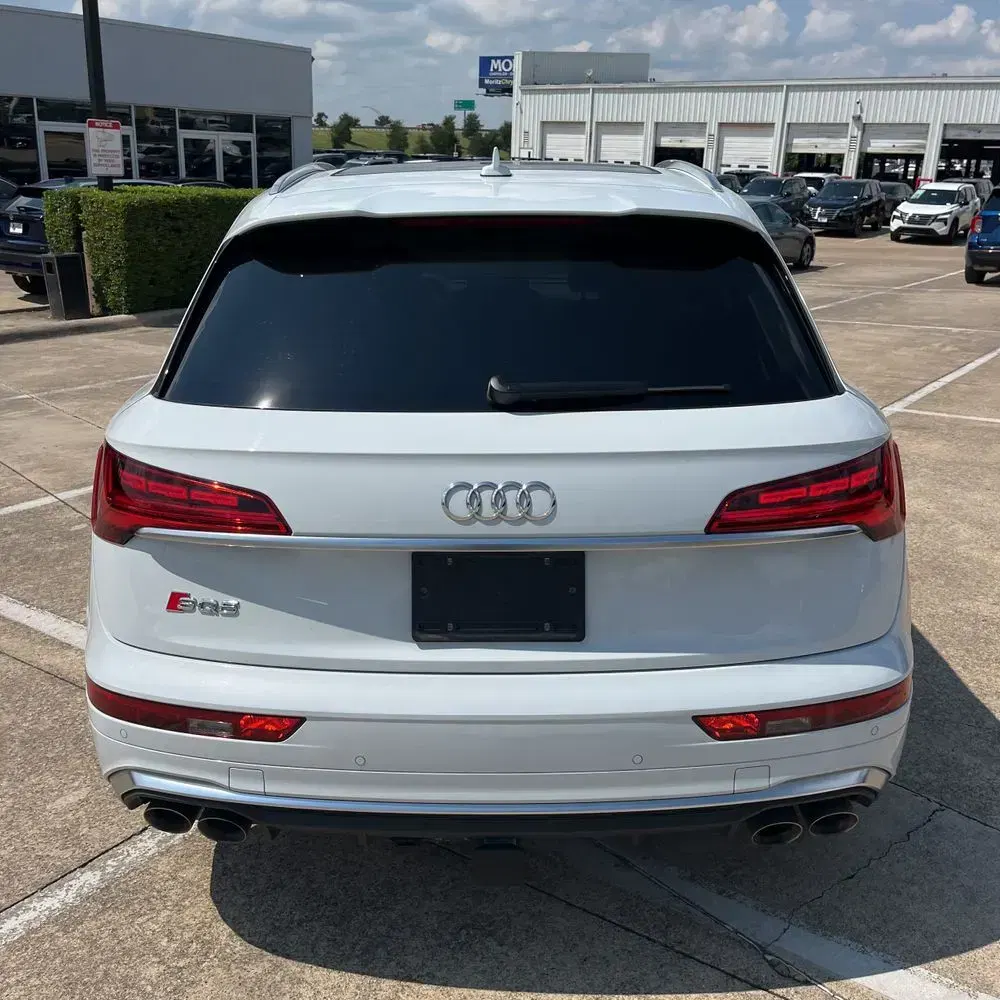 2024 Audi SQ5 Prestige