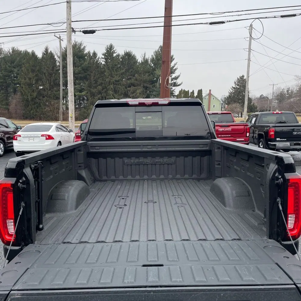 2023 GMC Sierra 2500HD Denali