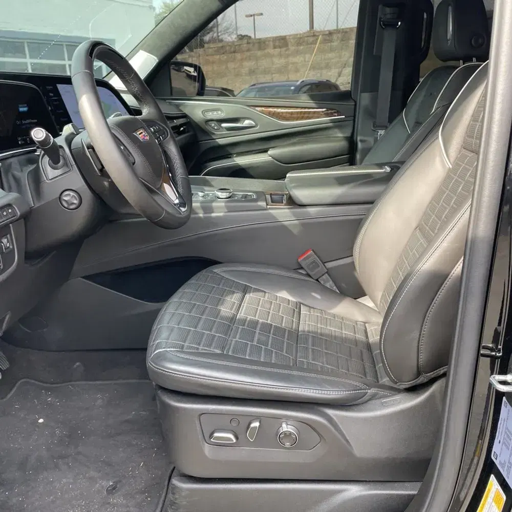 2024 Cadillac Escalade ESV Sport Platinum