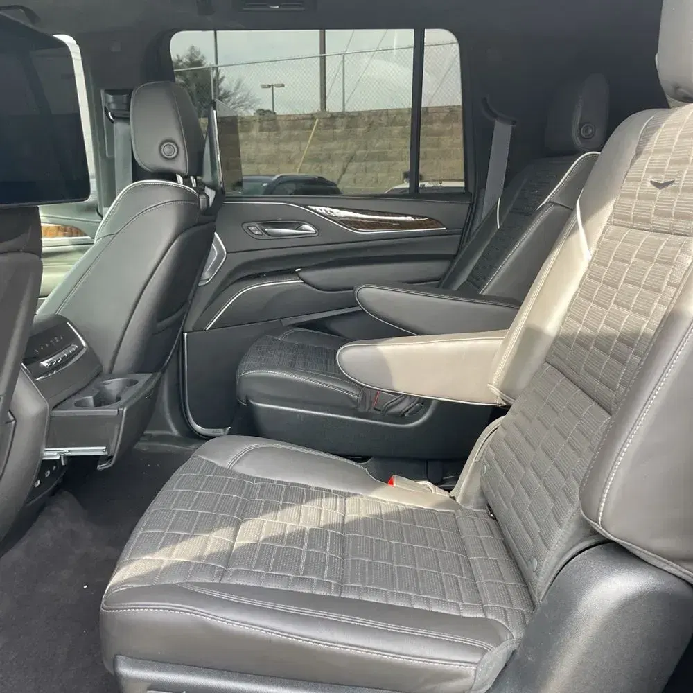 2024 Cadillac Escalade ESV Sport Platinum