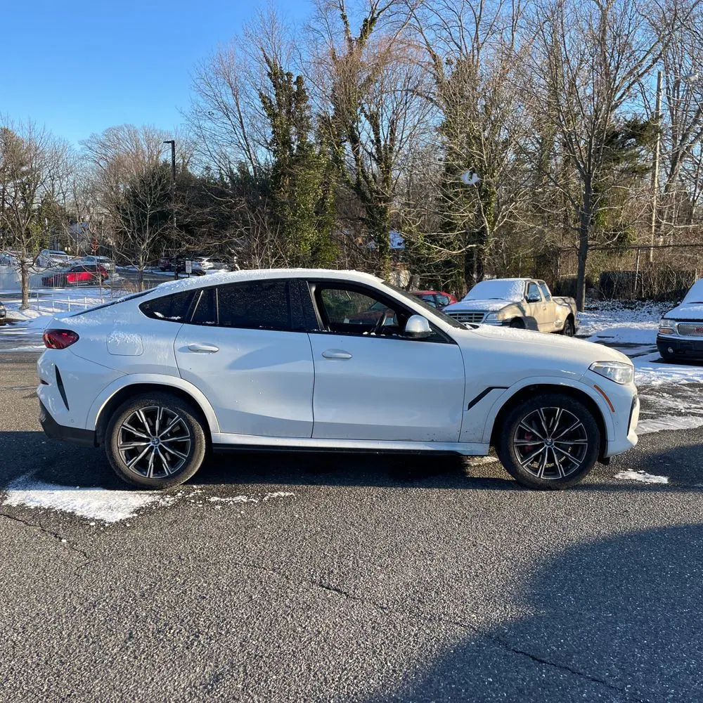 2021 BMW X6 XDrive40i