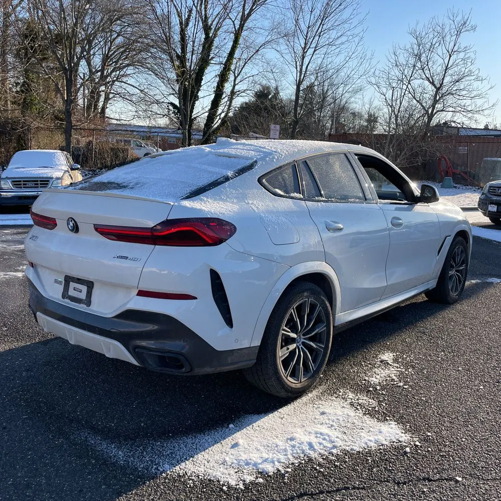 2021 BMW X6 XDrive40i