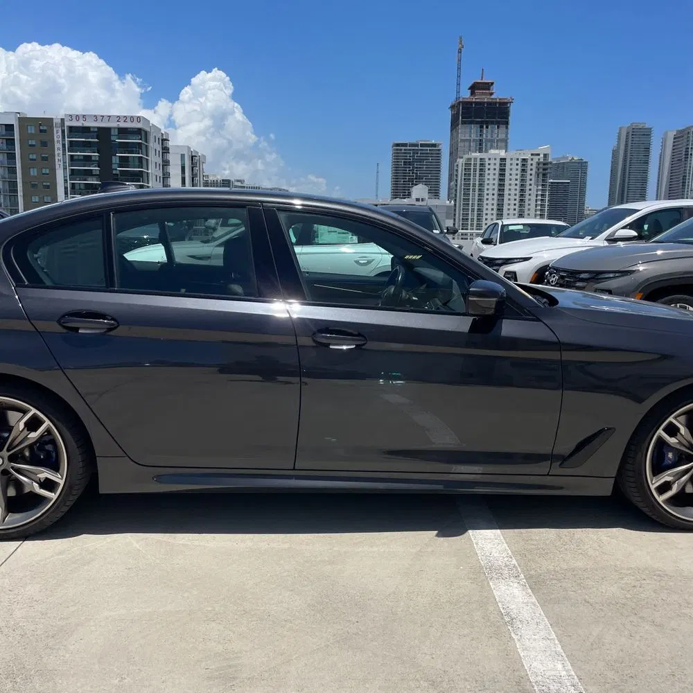 2022 BMW 5-Series M550xi