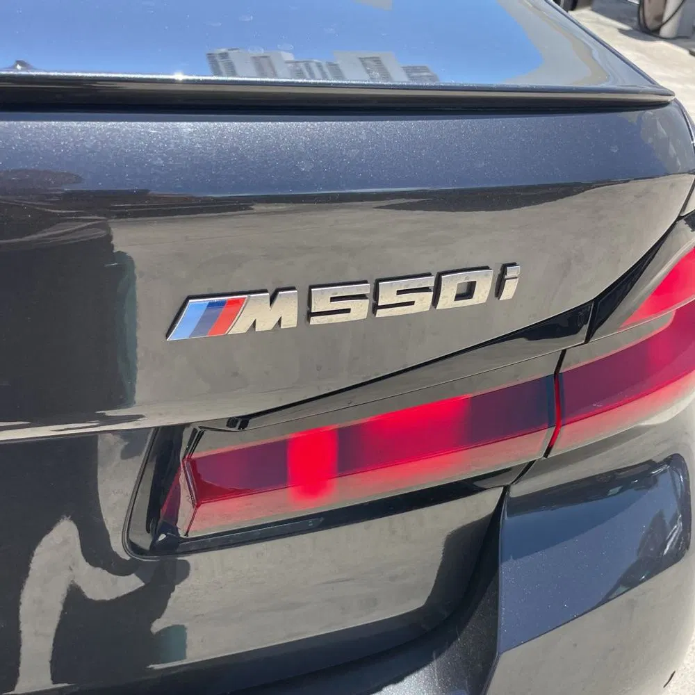 2022 BMW 5-Series M550xi