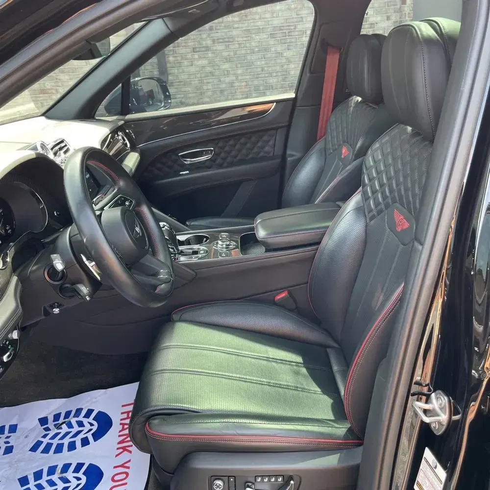 2021 Bentley Bentayga V8