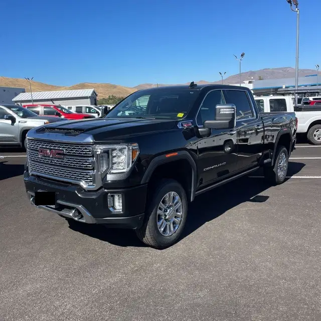 2021 GMC Sierra 2500HD Denali
