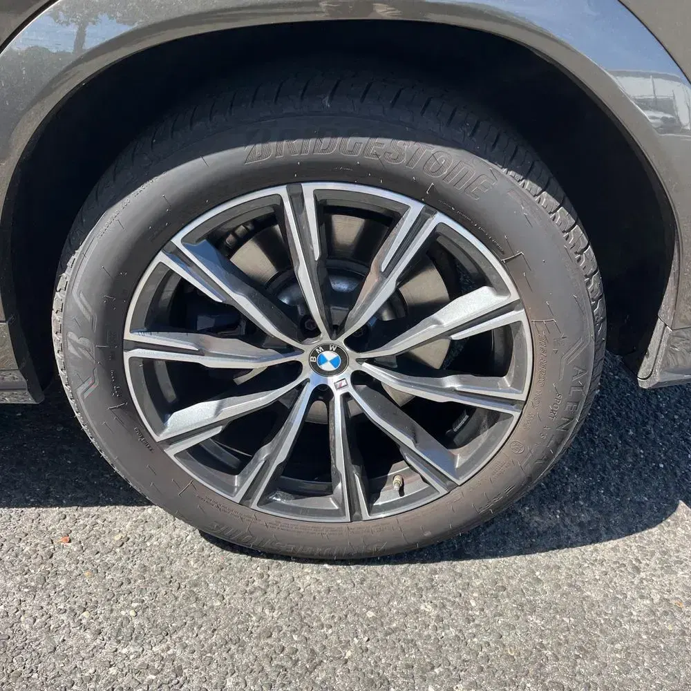 2023 BMW X6 M50i