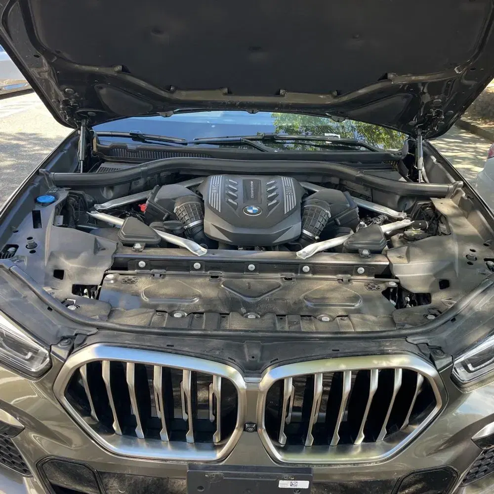 2023 BMW X6 M50i