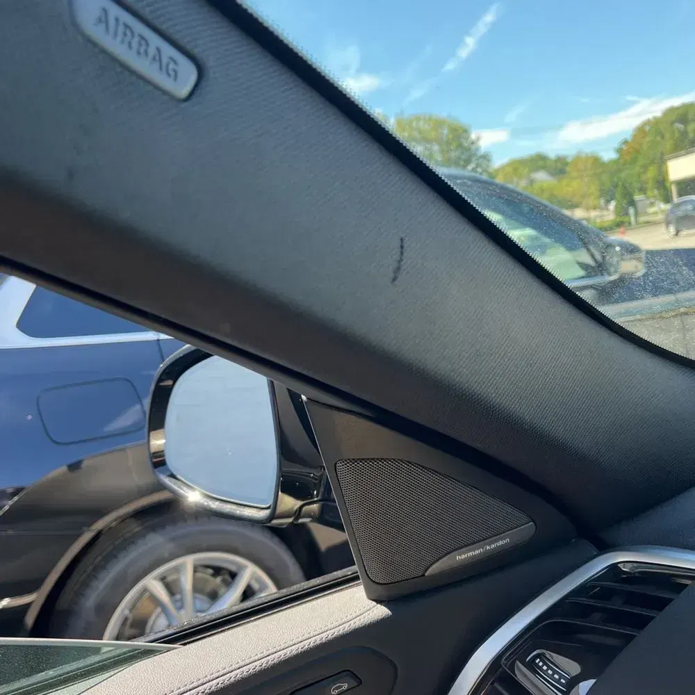 2023 BMW X6 M50i