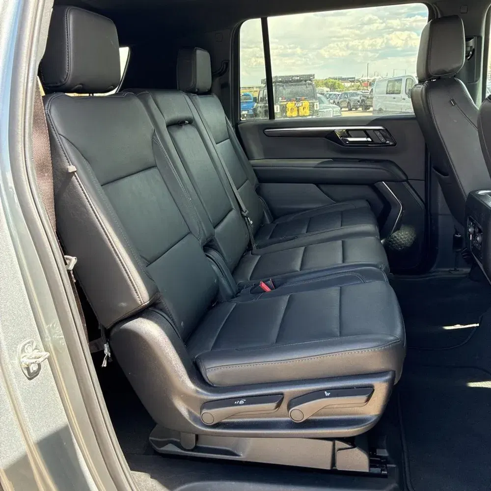 2025 Chevrolet Suburban Z71