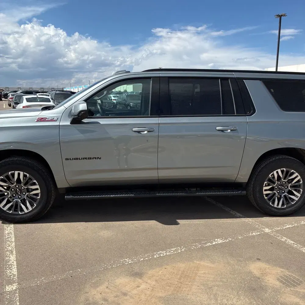 2025 Chevrolet Suburban Z71