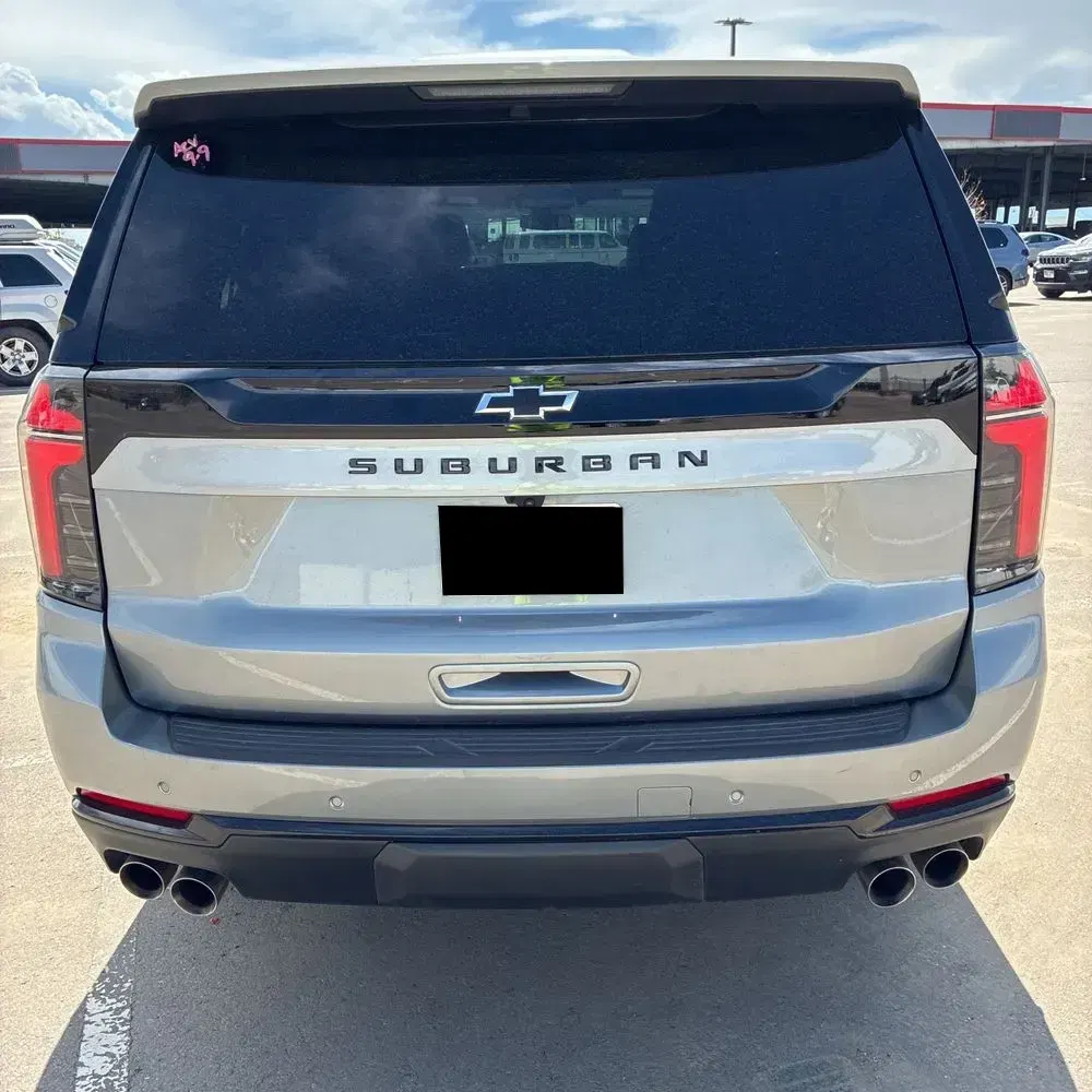 2025 Chevrolet Suburban Z71