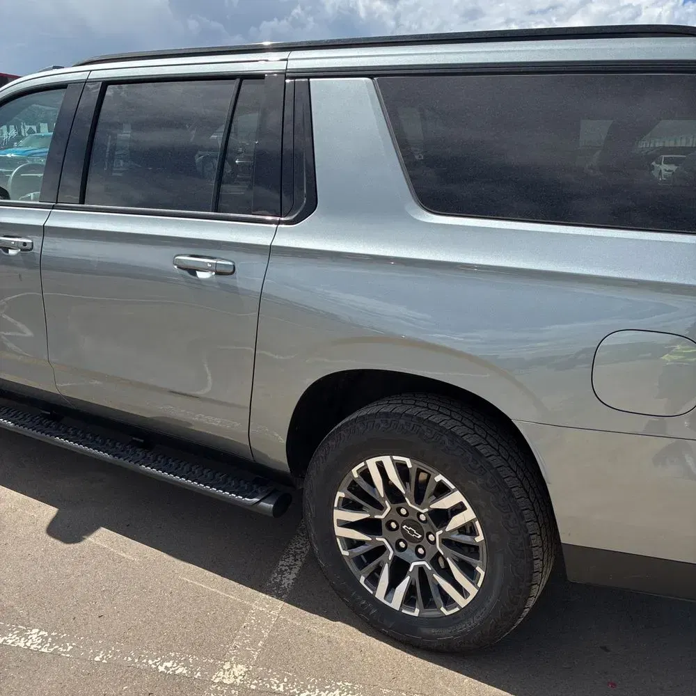 2025 Chevrolet Suburban Z71