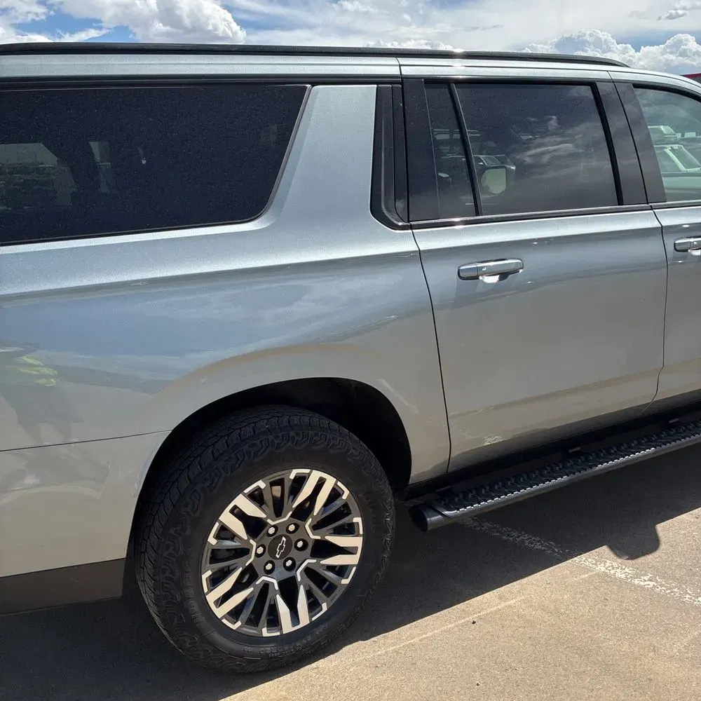 2025 Chevrolet Suburban Z71