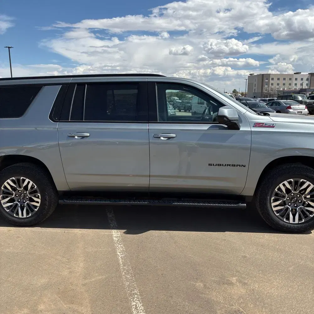 2025 Chevrolet Suburban Z71